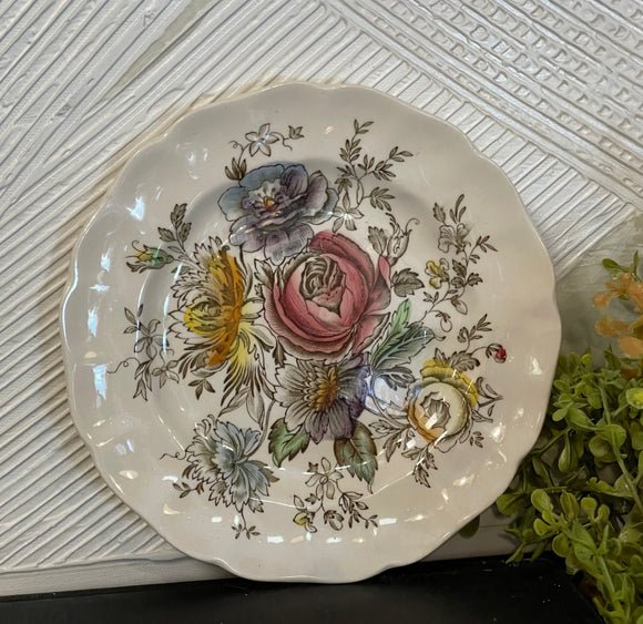 Vintage Johnson Brothers Sheraton Dessert Plate
