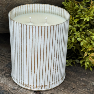 Amber + Oak Moss 40oz Soy Candle in Metal Tin