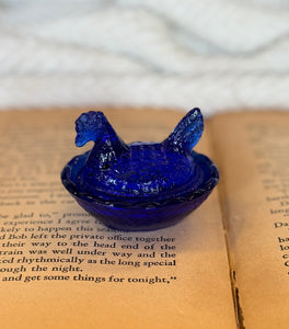 Vintage Royal Blue Mini Hen on Nest Dish