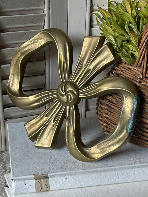 Vintage Brass Bow Trivet