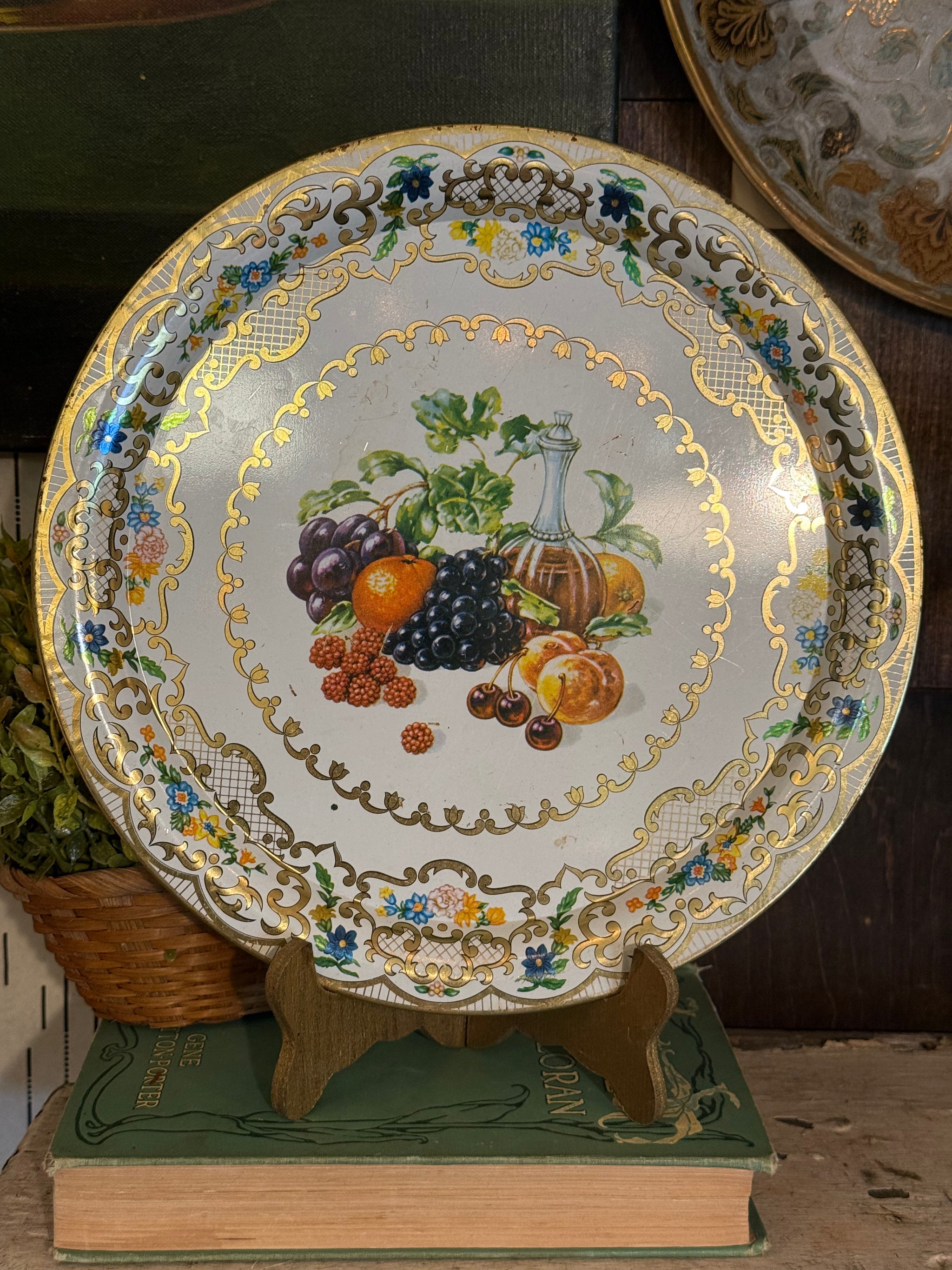 アメリカの古いキッチンツール7点★Vintage／USA／Tin Vintage Kitchenware + Utensils – The Gentleman's Stache, DBA