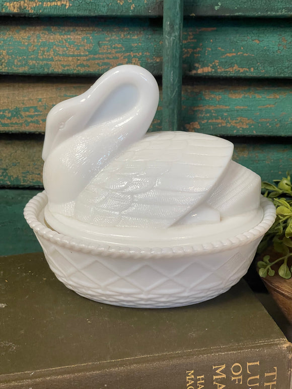 Vintage Westmoreland Milk Glass Swan Covered Dish