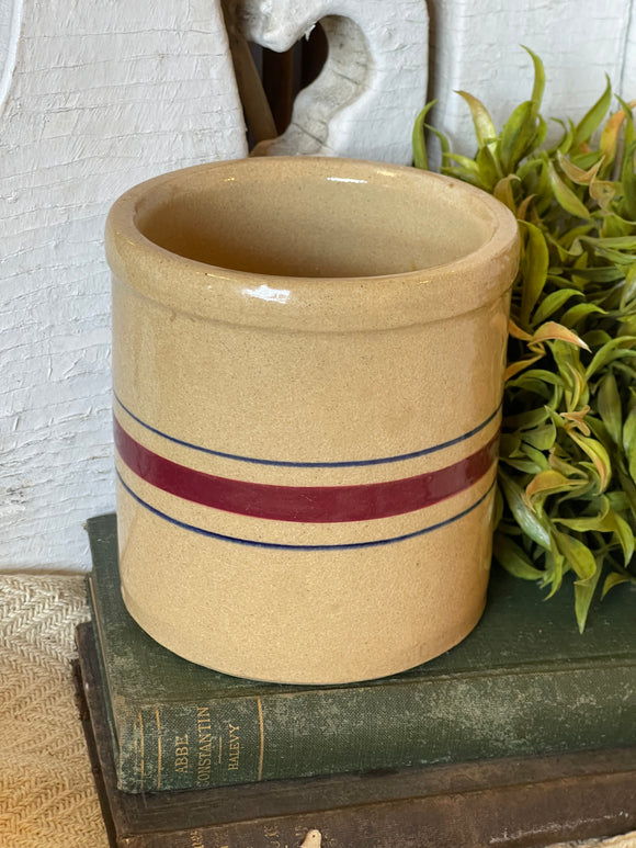 Vintage Pottery RRP Co Crock Roseville, Oh