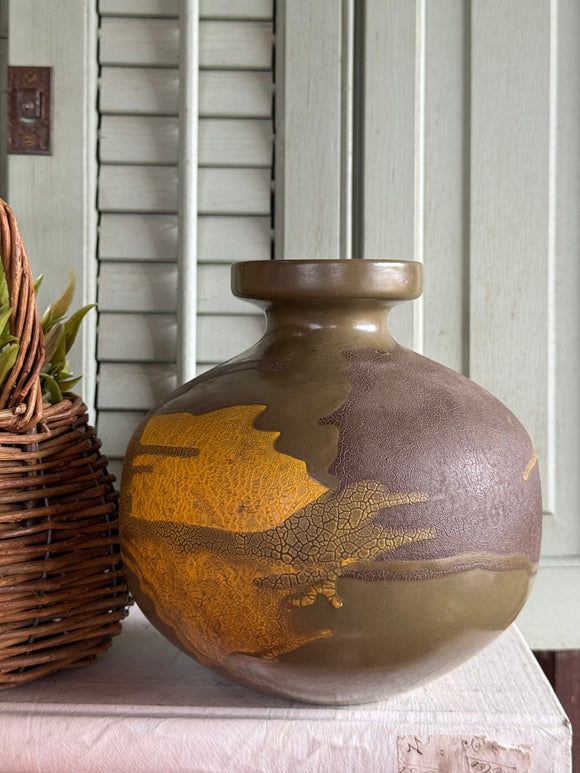 Vintage Haeger Vase