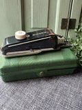 Vintage SINGER BUTTONHOLER in case