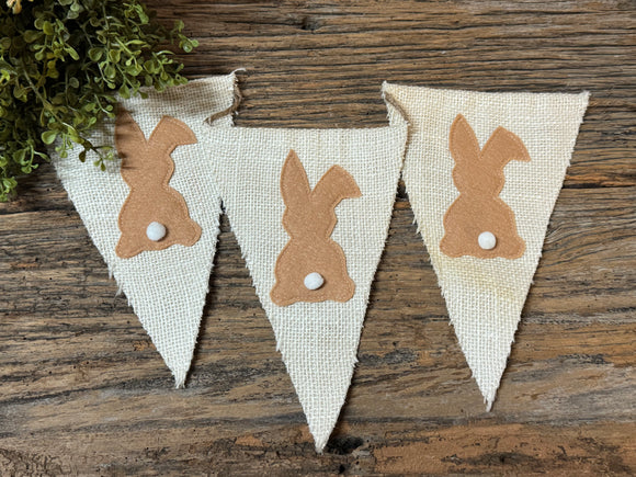 Handmade Cream Burlap w/Brown Bunny Bunting