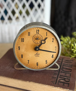 Vintage Industrial Lux Connecticut-Made Clock