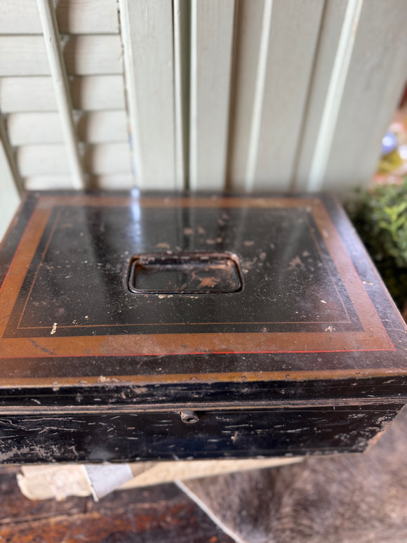 Vintage Tins + Boxes – The Gentleman's Stache, DBA Mercantile 1858