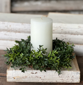 Small New England Boxwood Candle Ring