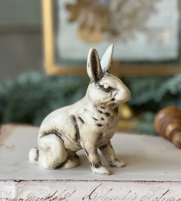 Small Decorative Wonderland Rabbit