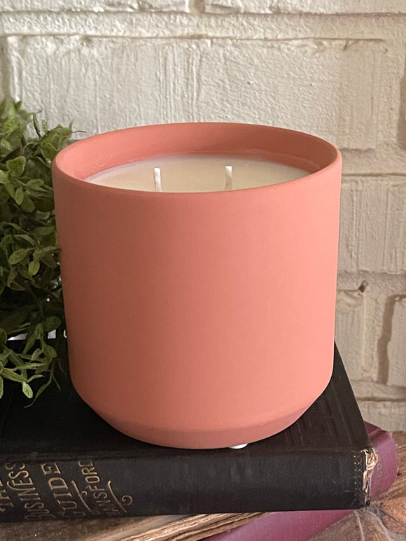 Santal + Tobacco 32oz Soy Candle in Terracotta Pottery