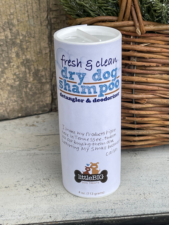 Fresh & Clean Dry Dog Shampoo 4 oz