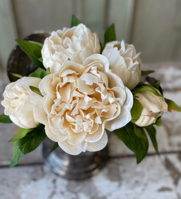 Real Touch Cream Peony Bundle
