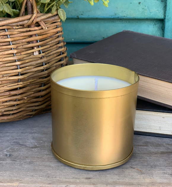 Peppered Lime + Bergamot 11oz Soy Candle in Tin