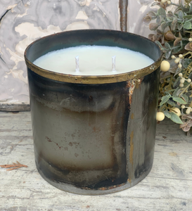 Tonka Bean 32oz Soy Candle in Metal Vessel