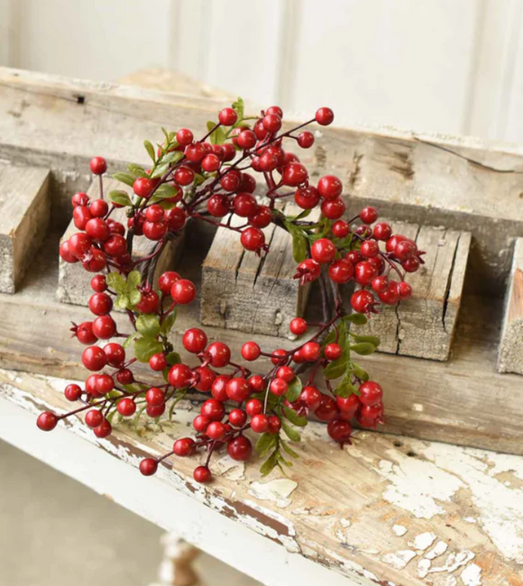 Weatherproof Berry & Leaf Candle Ring